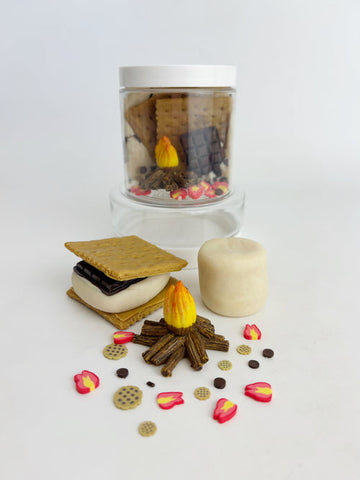 Earth Grown KidDoughs Mini Dough-to-Go Kit - S’mores (Scented)